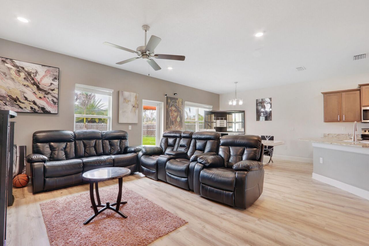 5436 NW South Crisona Court, Port Saint Lucie, FL 34986 Photo