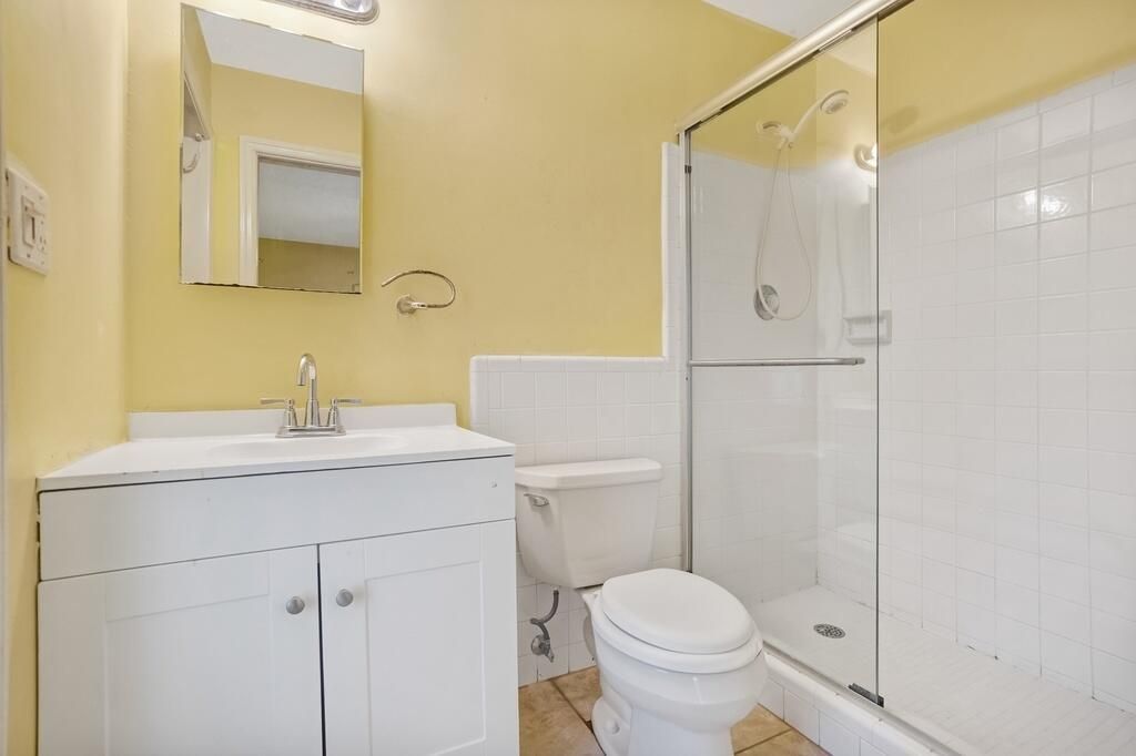 8270 NW 66th Terrace, Tamarac, FL 33321 Photo