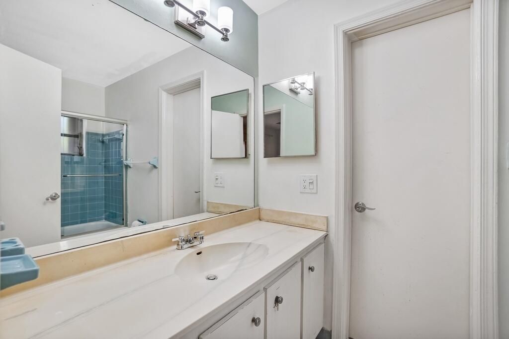 8270 NW 66th Terrace, Tamarac, FL 33321 Photo