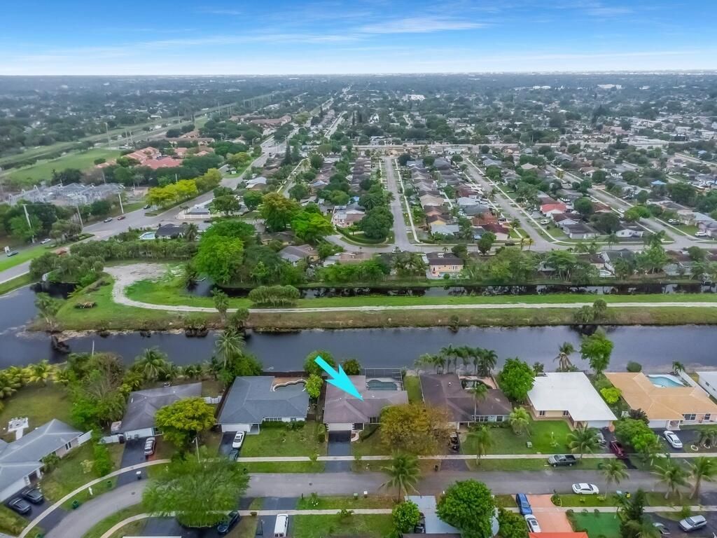 8270 NW 66th Terrace, Tamarac, FL 33321 Photo