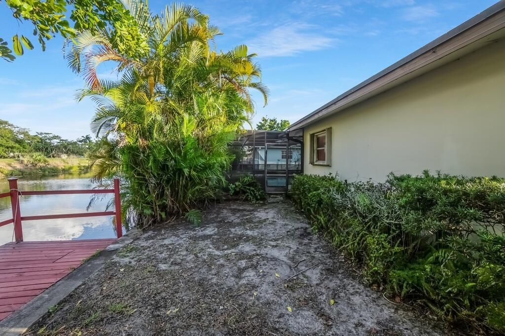 8270 NW 66th Terrace, Tamarac, FL 33321 Photo