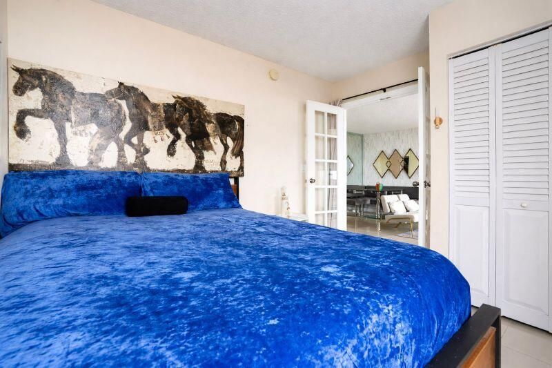3675 N Country Club Drive, Unit 2401, Aventura, FL 33180 Photo