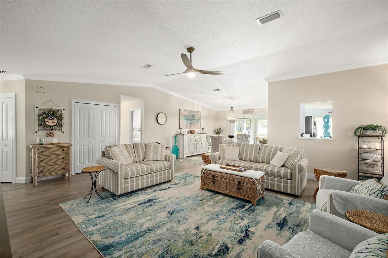 9 Collingville Court , Palm Coast, FL 32137 Photo