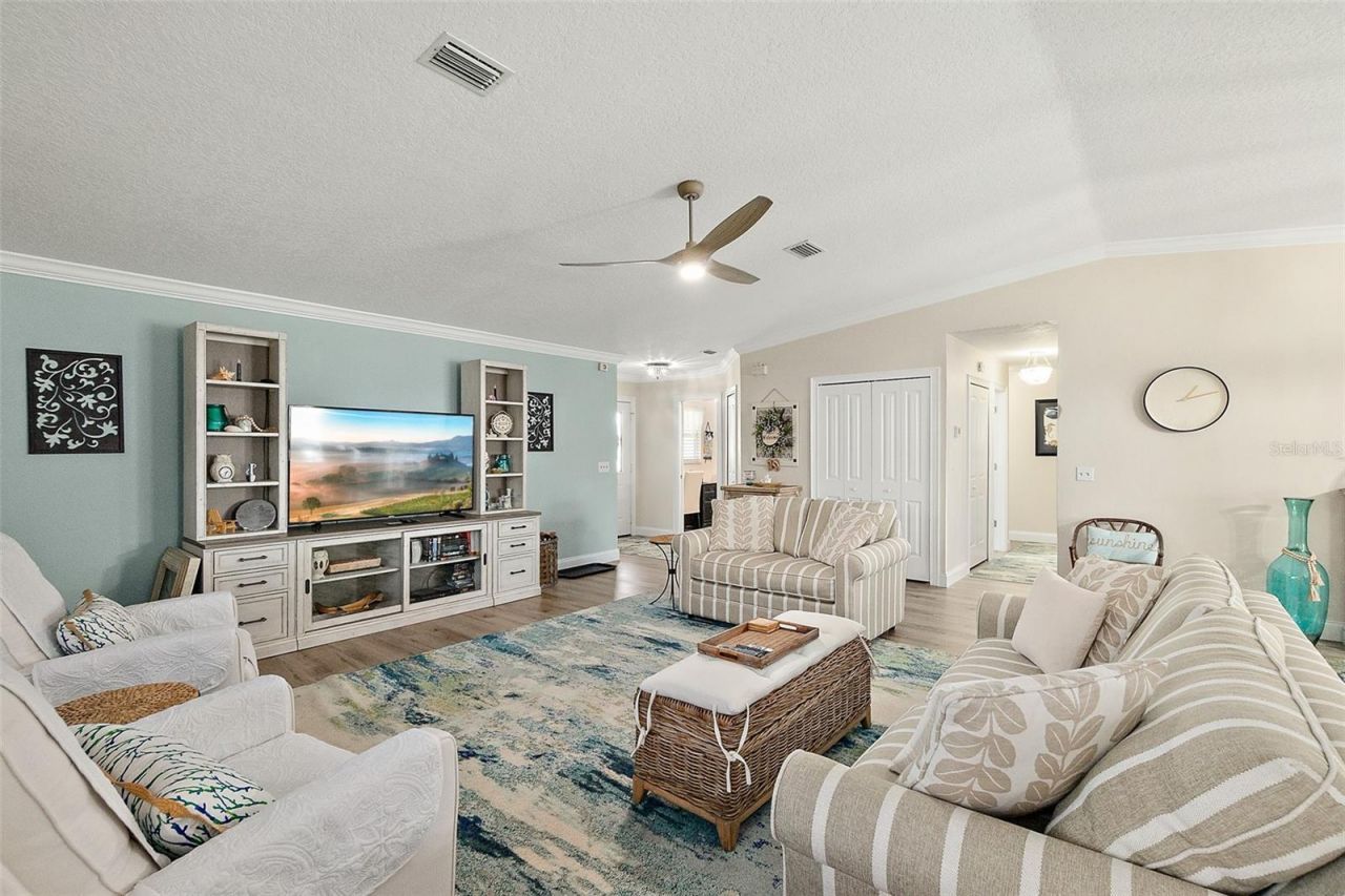 9 Collingville Court , Palm Coast, FL 32137 Photo