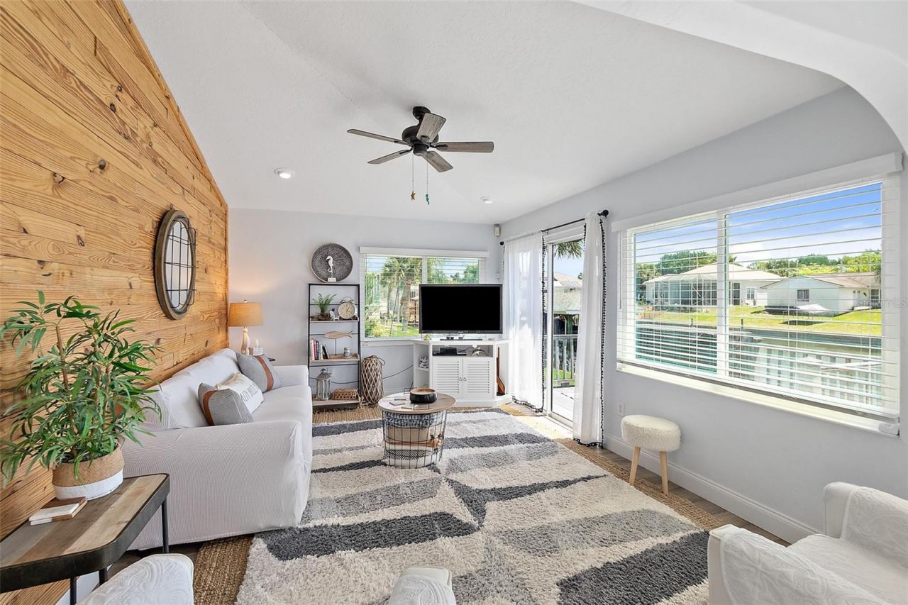 9 Collingville Court , Palm Coast, FL 32137 Photo