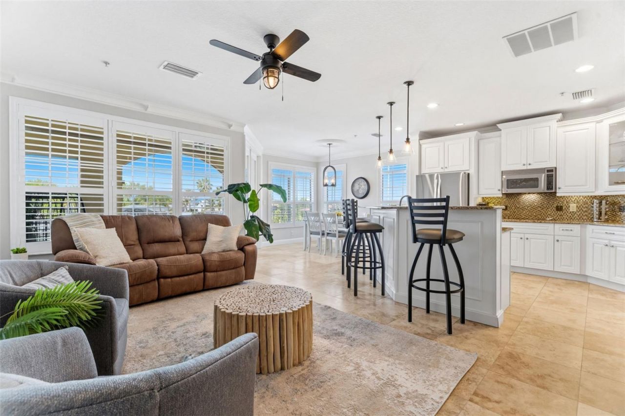 6420 Sunset Bay Circle, Apollo Beach, FL 33572 Photo