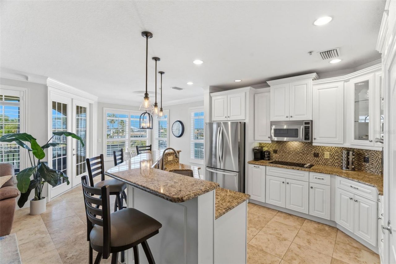 6420 Sunset Bay Circle, Apollo Beach, FL 33572 Photo