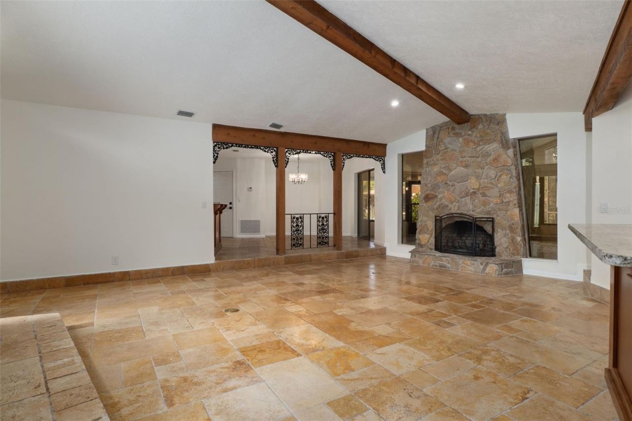 239 SE Paradise Point Road, Crystal River, FL 34429 Photo
