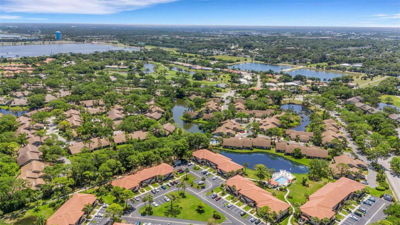 5252 Lake Village Drive, Unit # 54, Sarasota, FL 34235 Photo