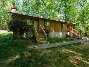 415 Tall Oaks Road, Unit A & B, Chapel Hill, NC 27516