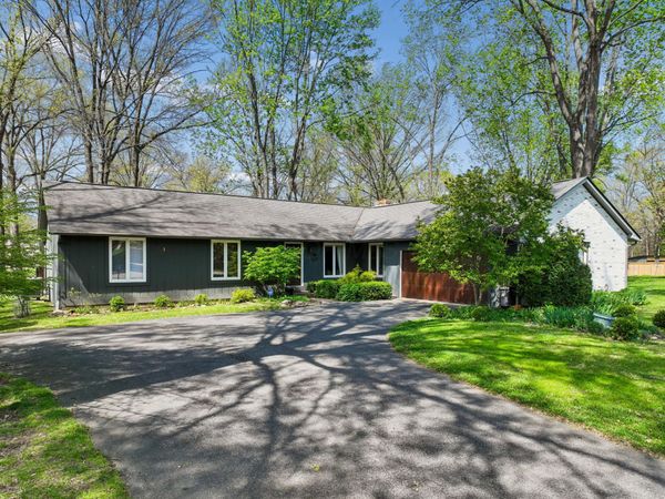 599 Link Road , Columbus, OH 43213