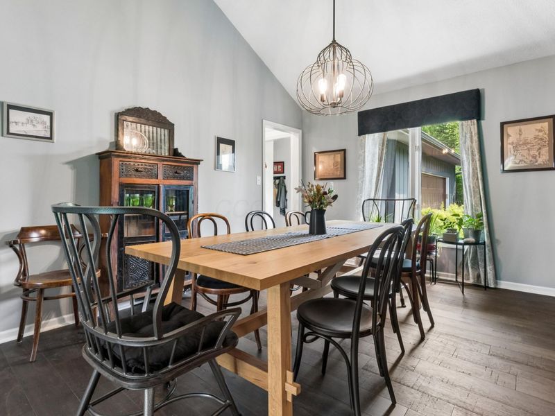 599 Link Road , Columbus, OH 43213 Photo 12