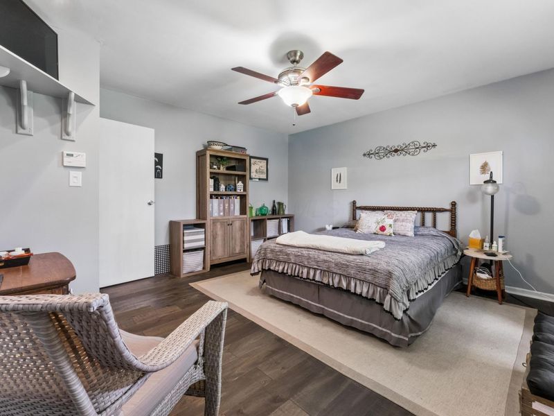 599 Link Road , Columbus, OH 43213 Photo 22