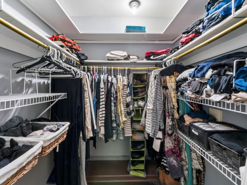 599 Link Road , Columbus, OH 43213 Photo 24