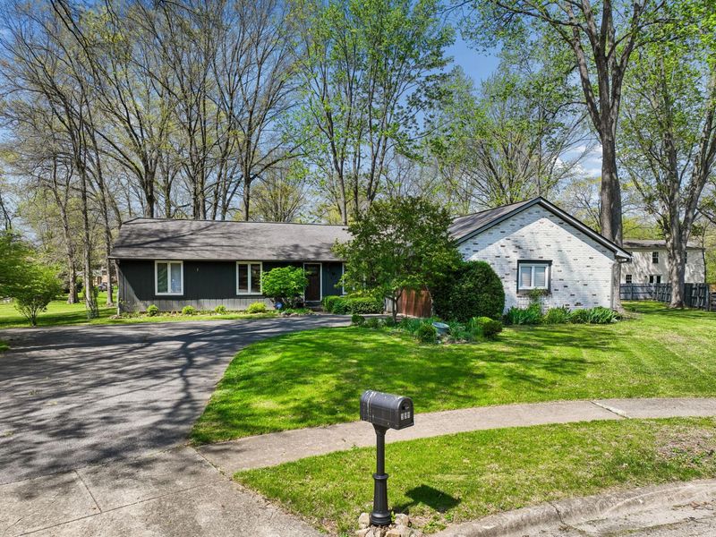 599 Link Road , Columbus, OH 43213 Photo 3