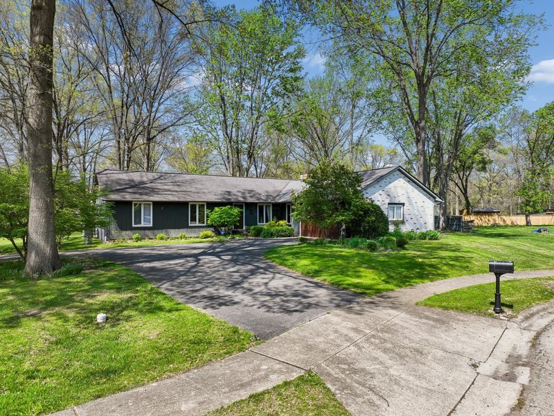 599 Link Road , Columbus, OH 43213 Photo 4