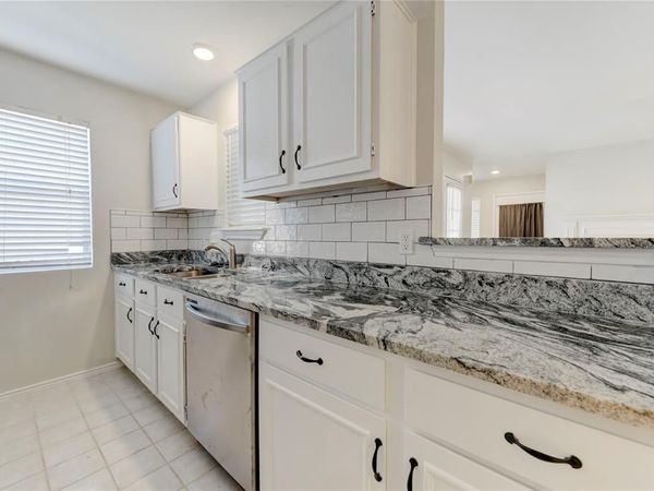 359 Fantail LOOP , Austin, TX 78734