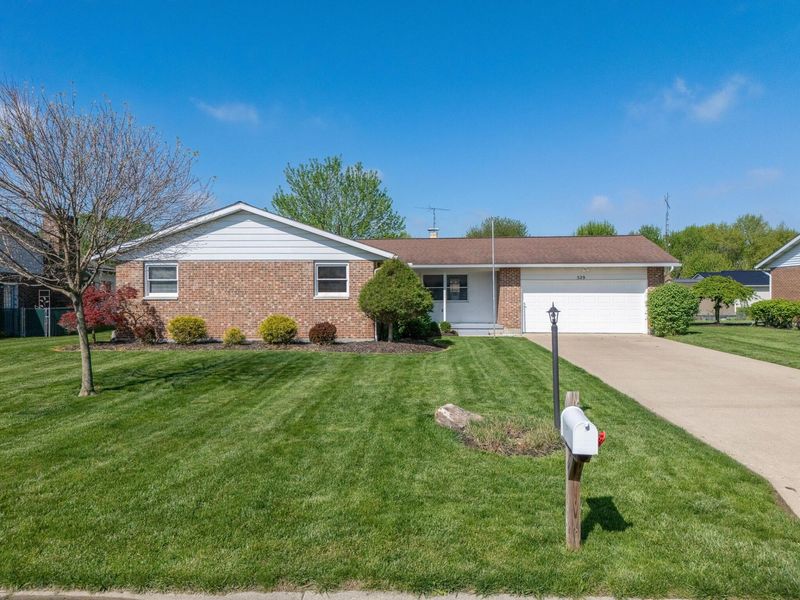 529 Mayfield Drive, Marion, OH 43302 Photo 2