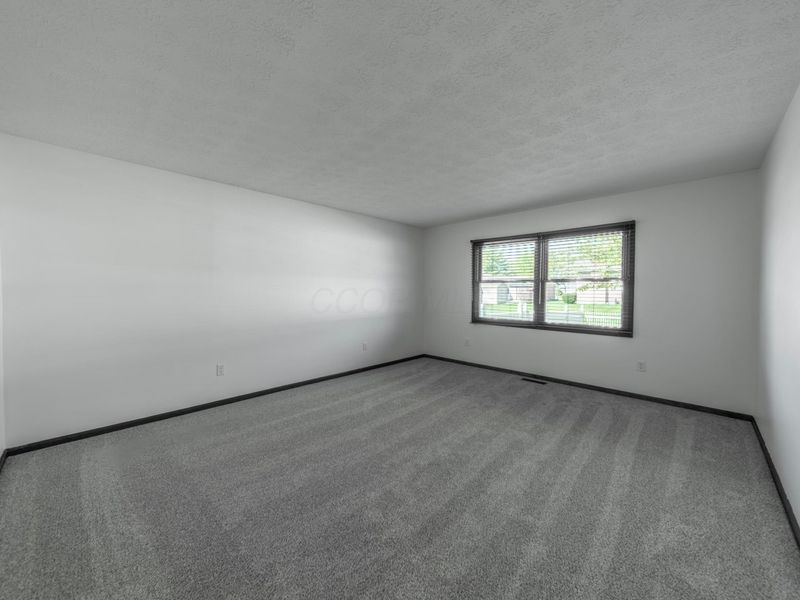 529 Mayfield Drive, Marion, OH 43302 Photo 27