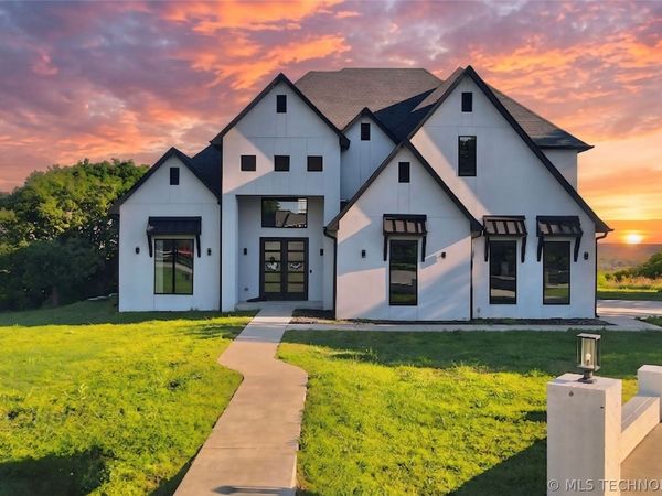 6321 S Ridgeview Road , Owasso, OK 74055