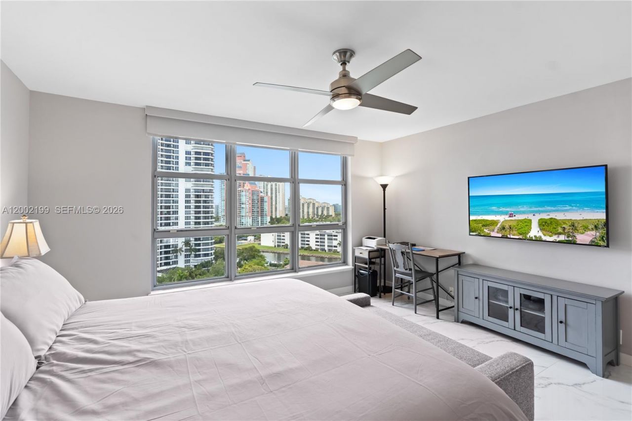 3500 Mystic Pointe Dr, Unit 1403, Aventura, FL 33180 Photo