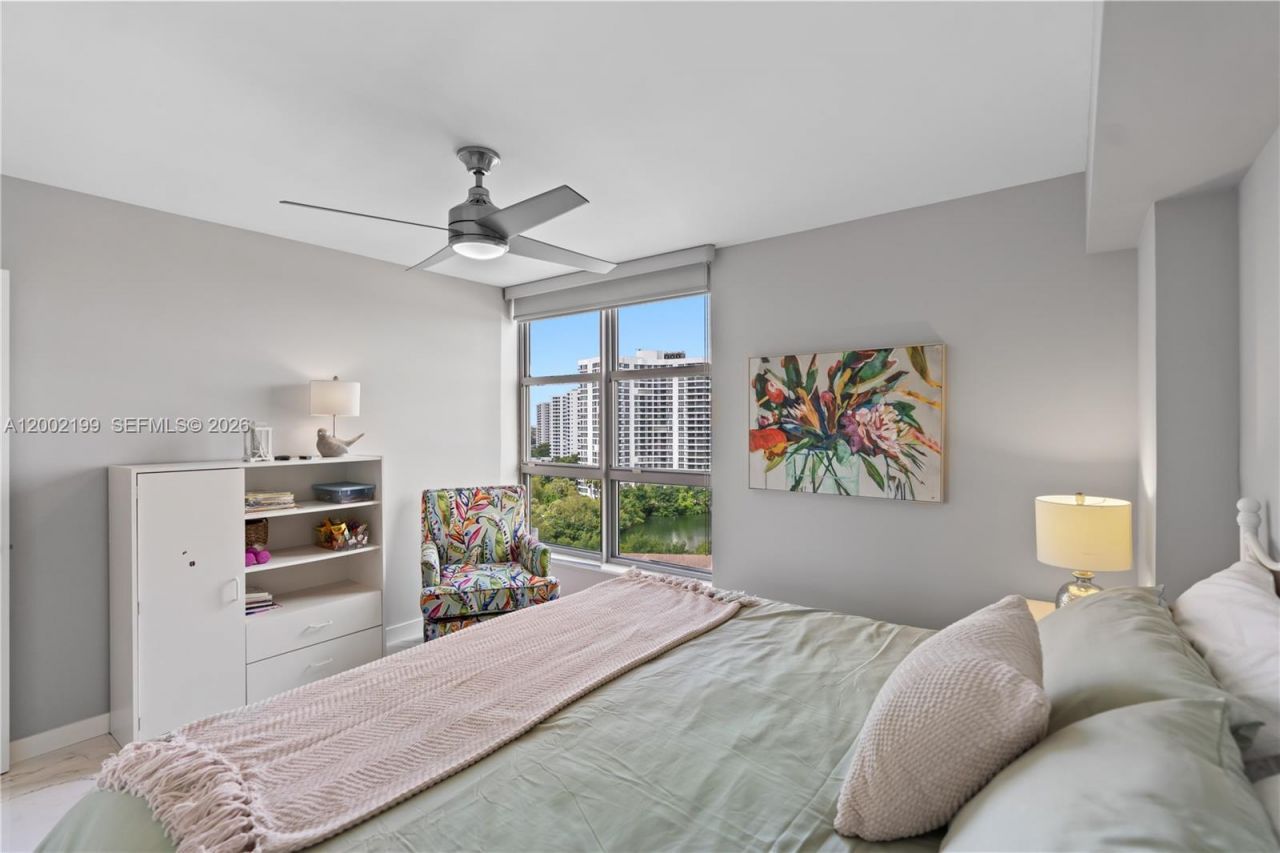 3500 Mystic Pointe Dr, Unit 1403, Aventura, FL 33180 Photo