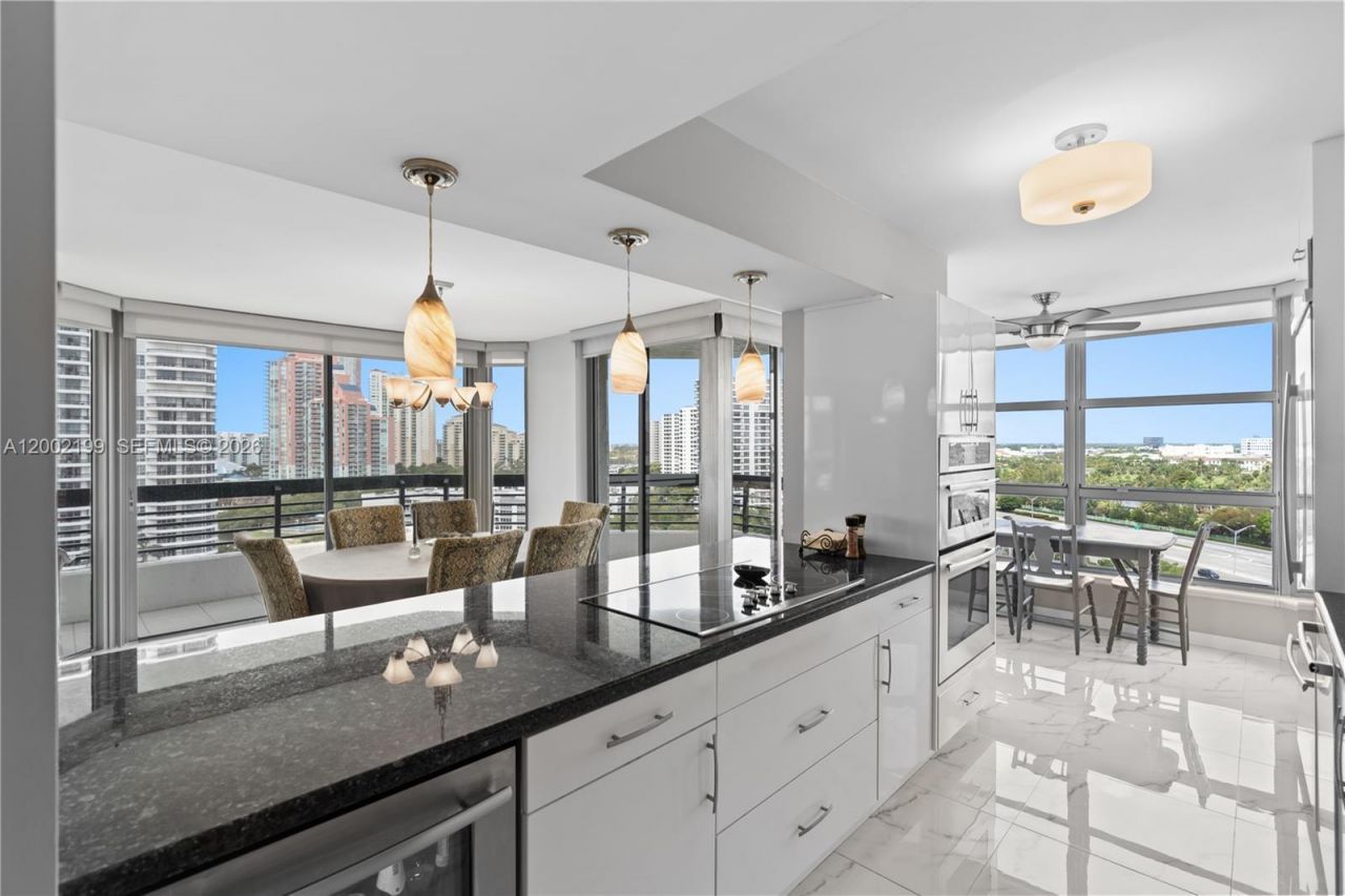 3500 Mystic Pointe Dr , Unit 1403, Aventura, FL 33180 Photo