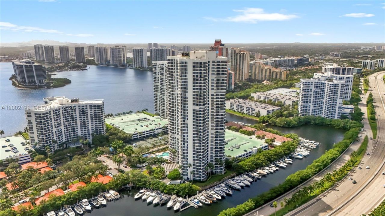3500 Mystic Pointe Dr , Unit 1403, Aventura, FL 33180 Photo