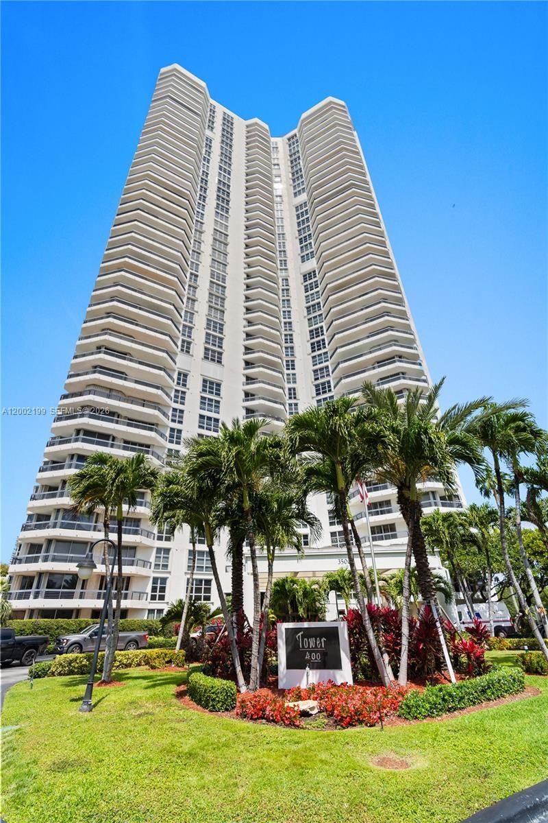 3500 Mystic Pointe Dr, Unit 1403, Aventura, FL 33180 Photo