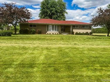 14850 Gould Road, St. Clair, MI 48002