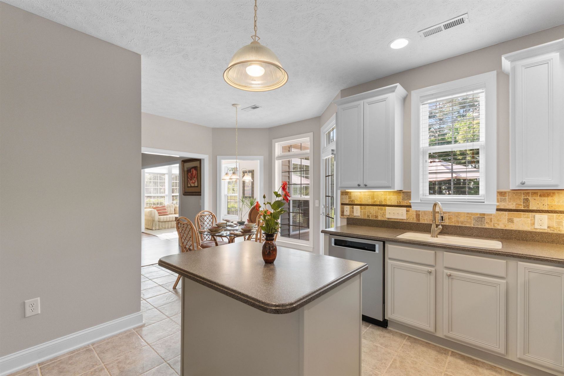 333 Green Creek Bay Circle  Photo 10