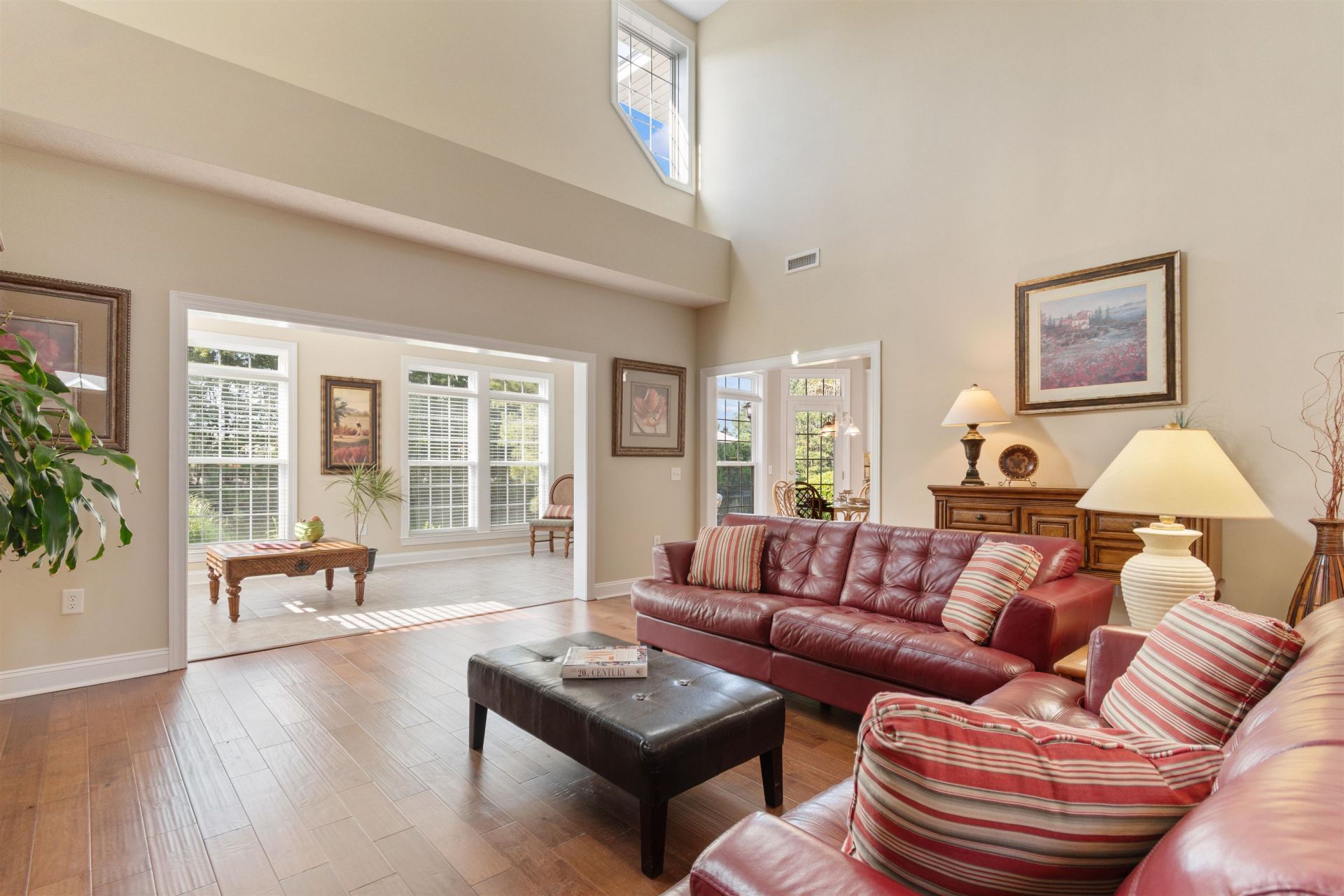 333 Green Creek Bay Circle  Photo 6