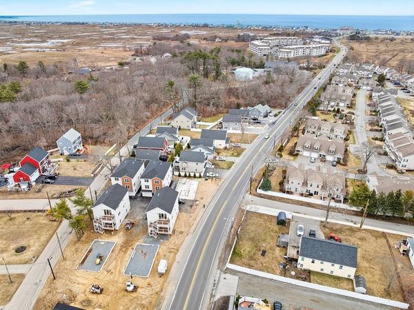 2 Old County Rd, Unit 12, Salisbury, MA 01952