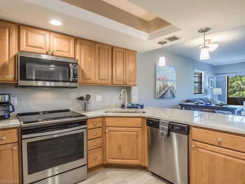 600 Neapolitan Way , Unit 341, Naples, FL 34103 Photo