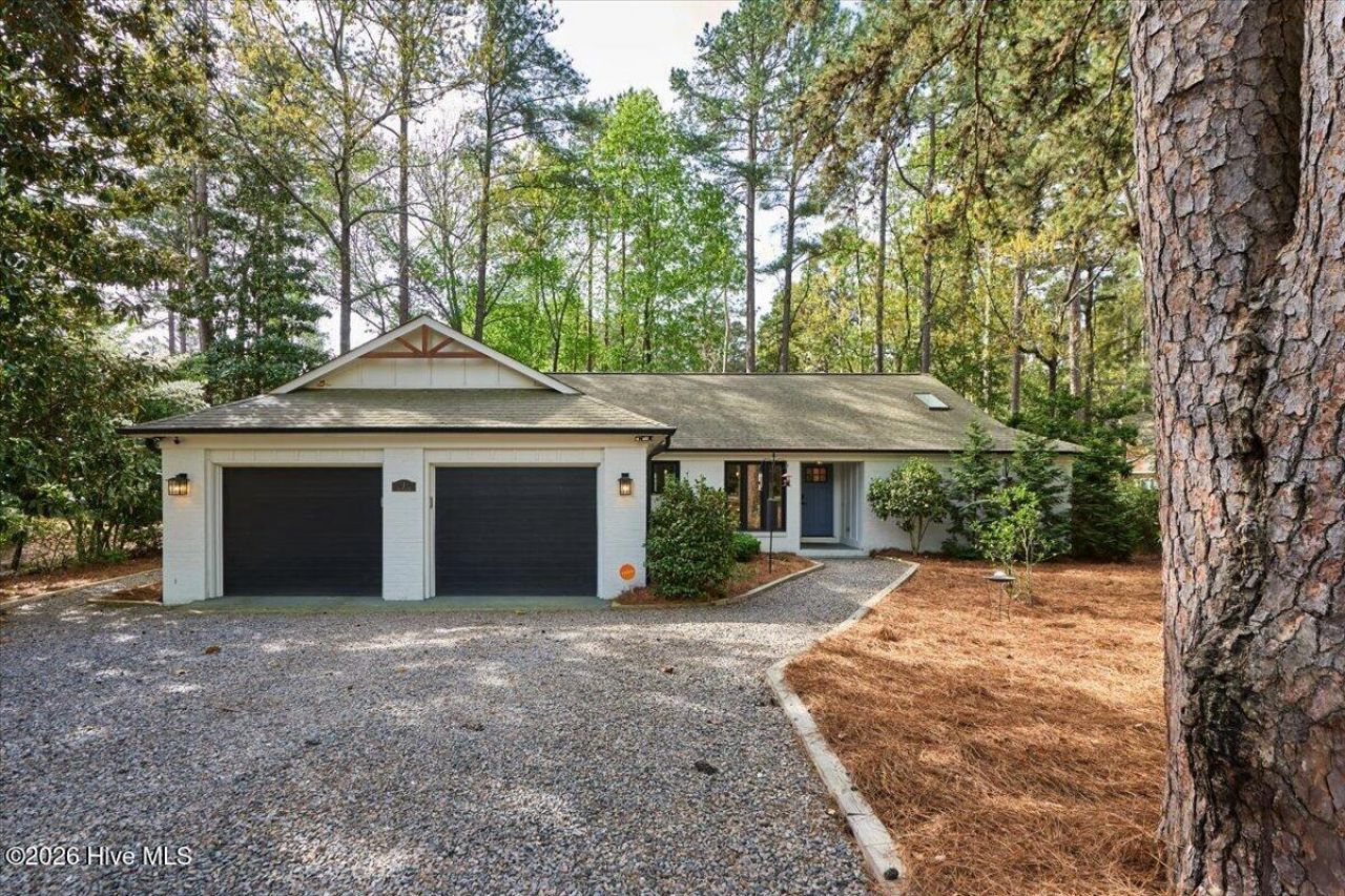 2 Salem Lane, Pinehurst, NC 28374 Main Photo
