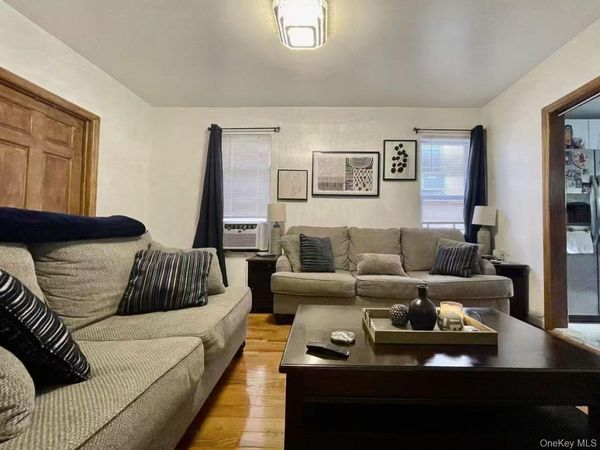 1805 Mulford Avenue , Bronx, NY 10461