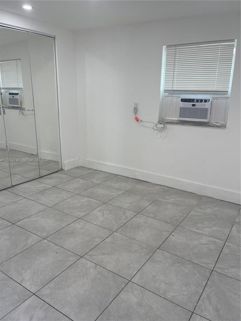 317 E 8th St , Unit 3, Hialeah, FL 33010 Photo