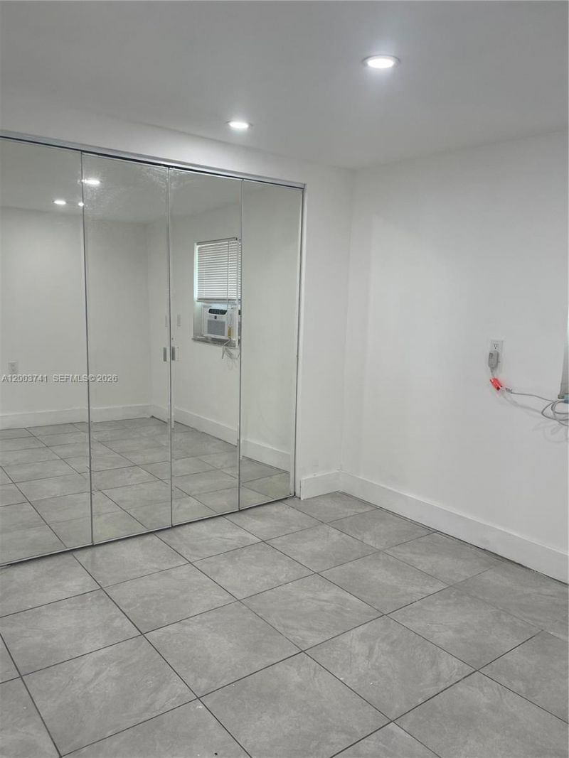 317 E 8th St , Unit 3, Hialeah, FL 33010 Photo