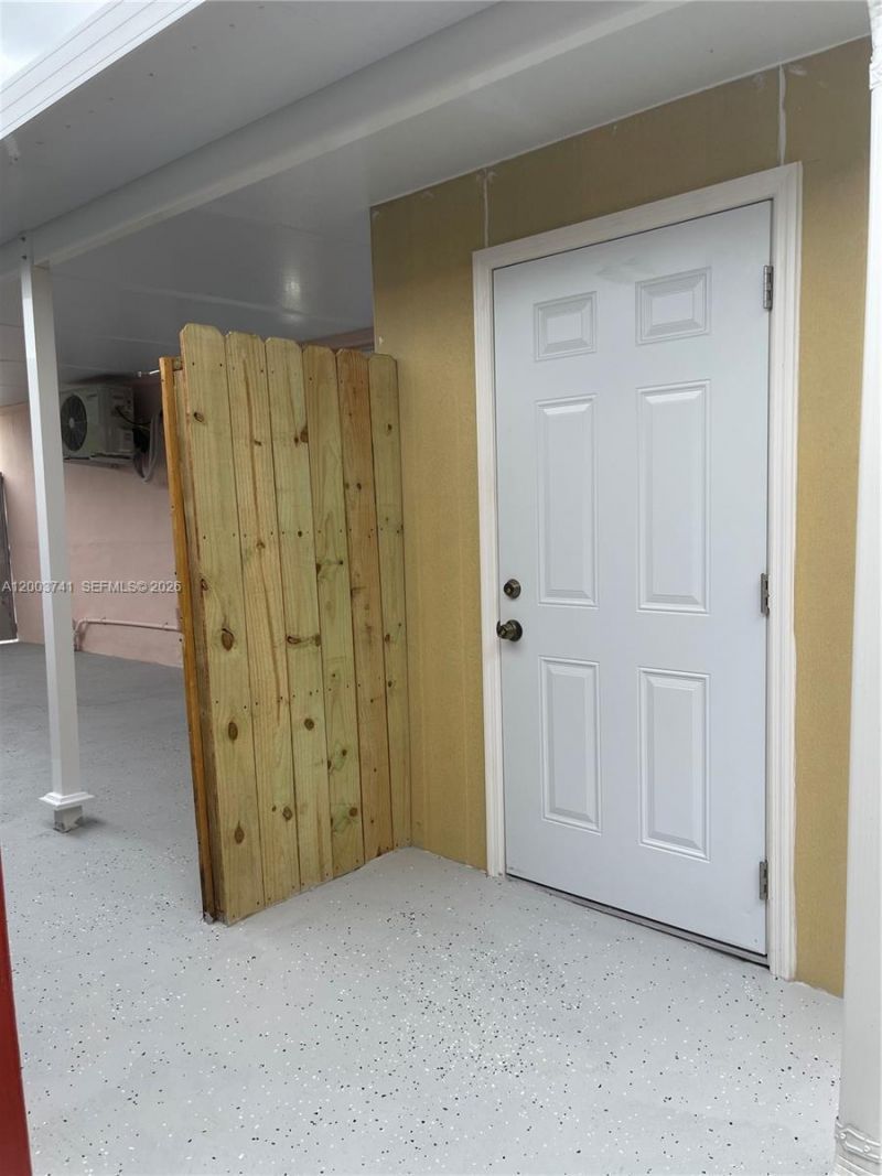 317 E 8th St , Unit 3, Hialeah, FL 33010 Photo