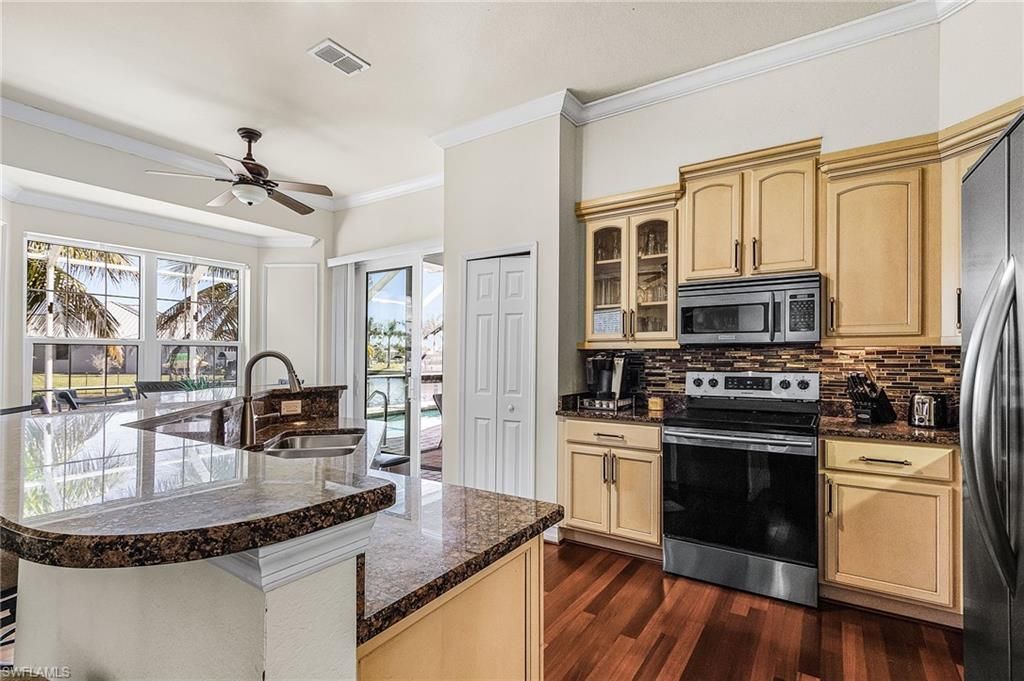 4311 SW 25th Pl, Cape Coral, FL 33914 Photo