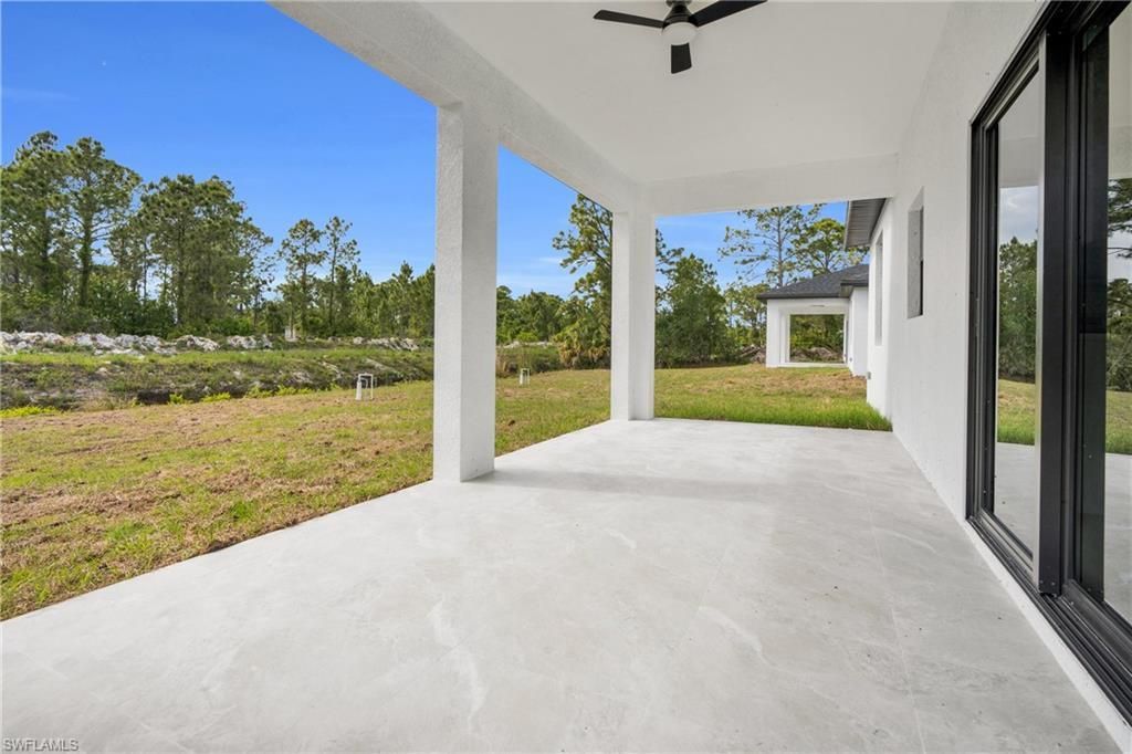 586 Genoa Ave S, Lehigh Acres, FL 33974 Photo