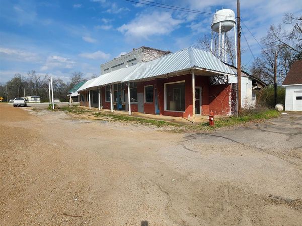 5995 HWY 22 SOUTH HWY, Michie, TN 38357