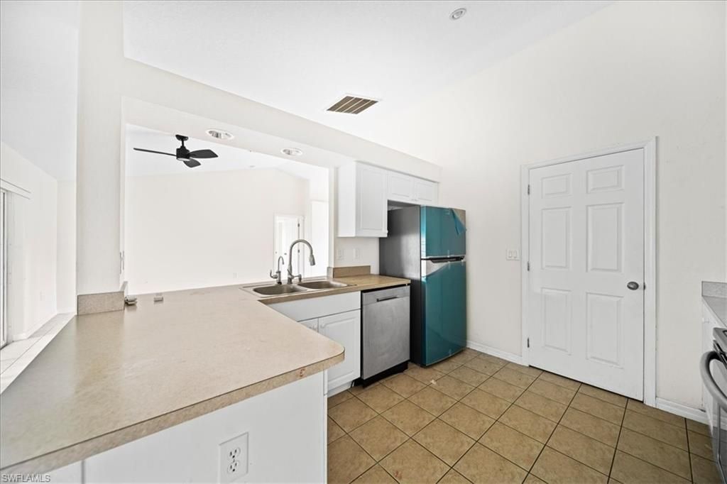 1019 Angelo Ave, Lehigh Acres, FL 33971 Photo