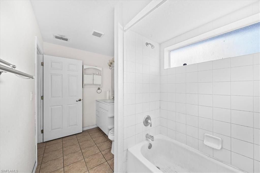 1019 Angelo Ave, Lehigh Acres, FL 33971 Photo