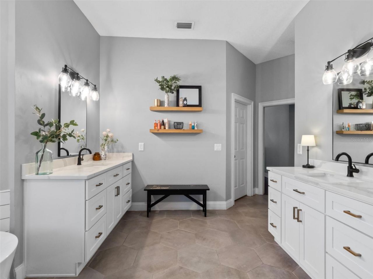 2219 Ridgewind Way , Windermere, FL 34786 Photo