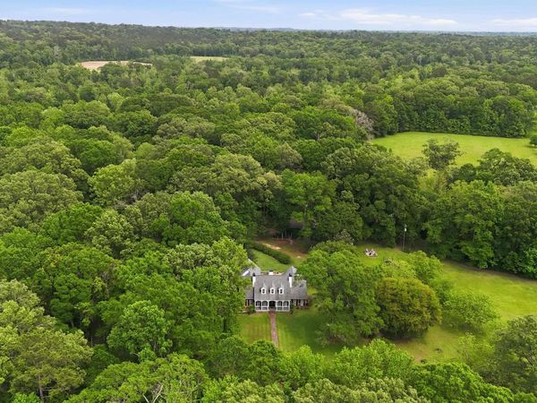 9836 Sligo Rd, St Francisville, LA 70775