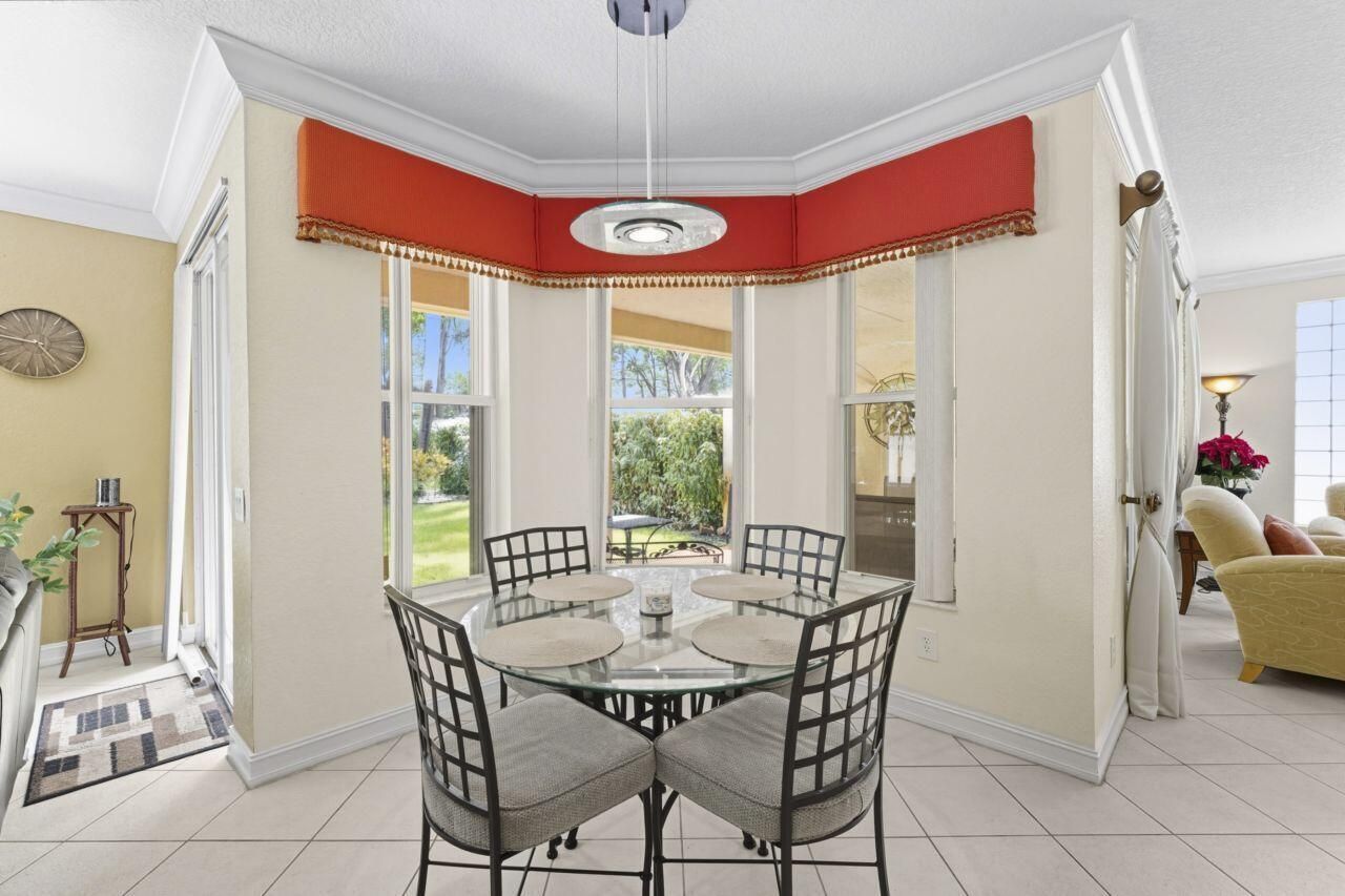 8492 Breezy Oak Way, Boynton Beach, FL 33473 Photo
