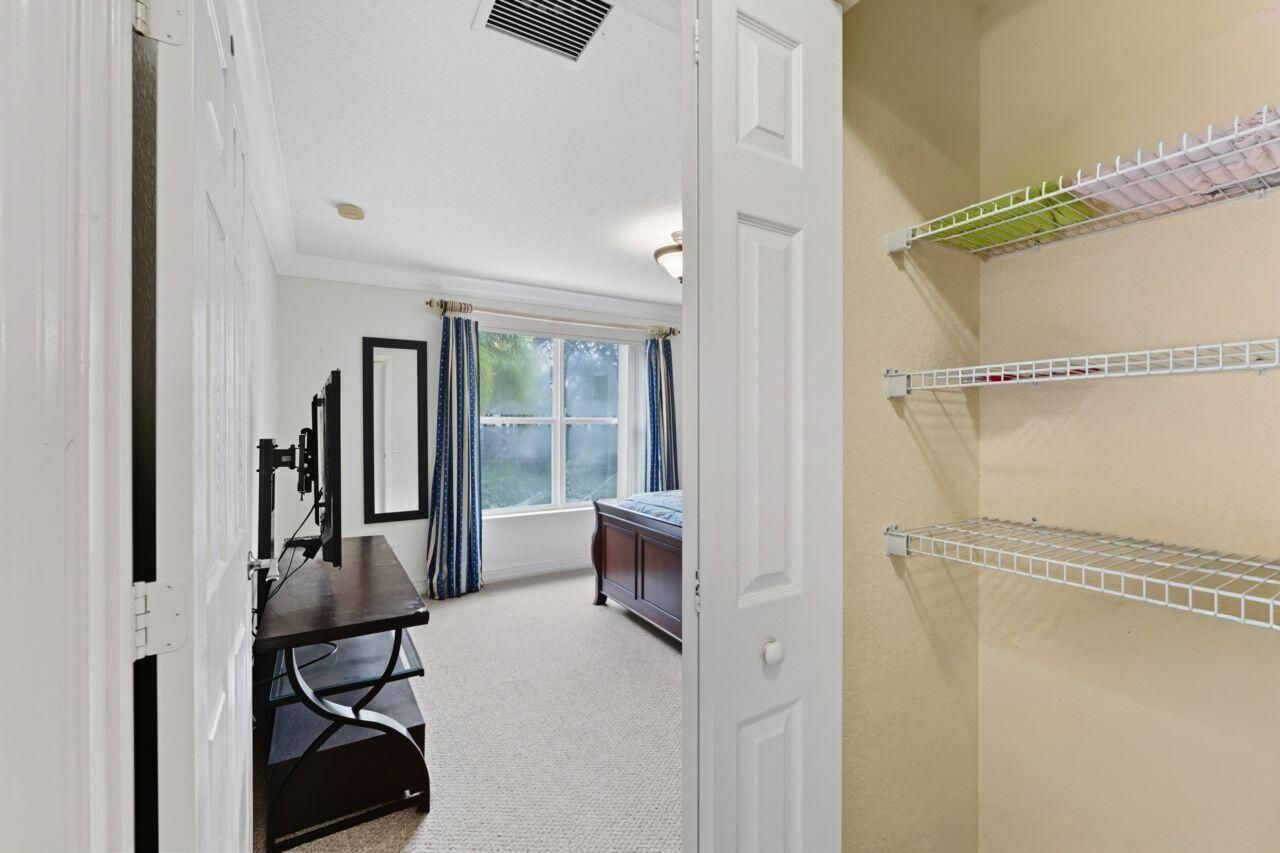 8492 Breezy Oak Way, Boynton Beach, FL 33473 Photo