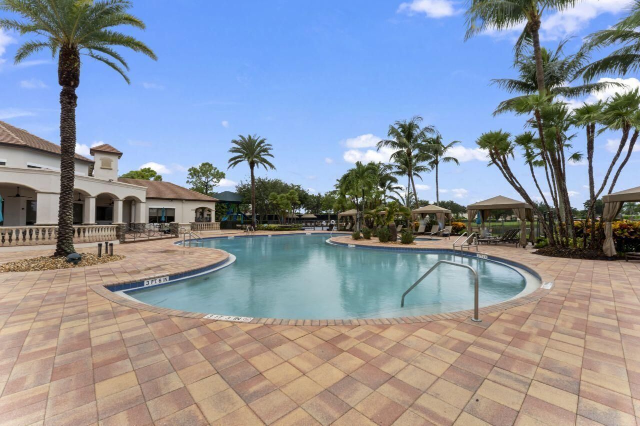 8492 Breezy Oak Way, Boynton Beach, FL 33473 Photo