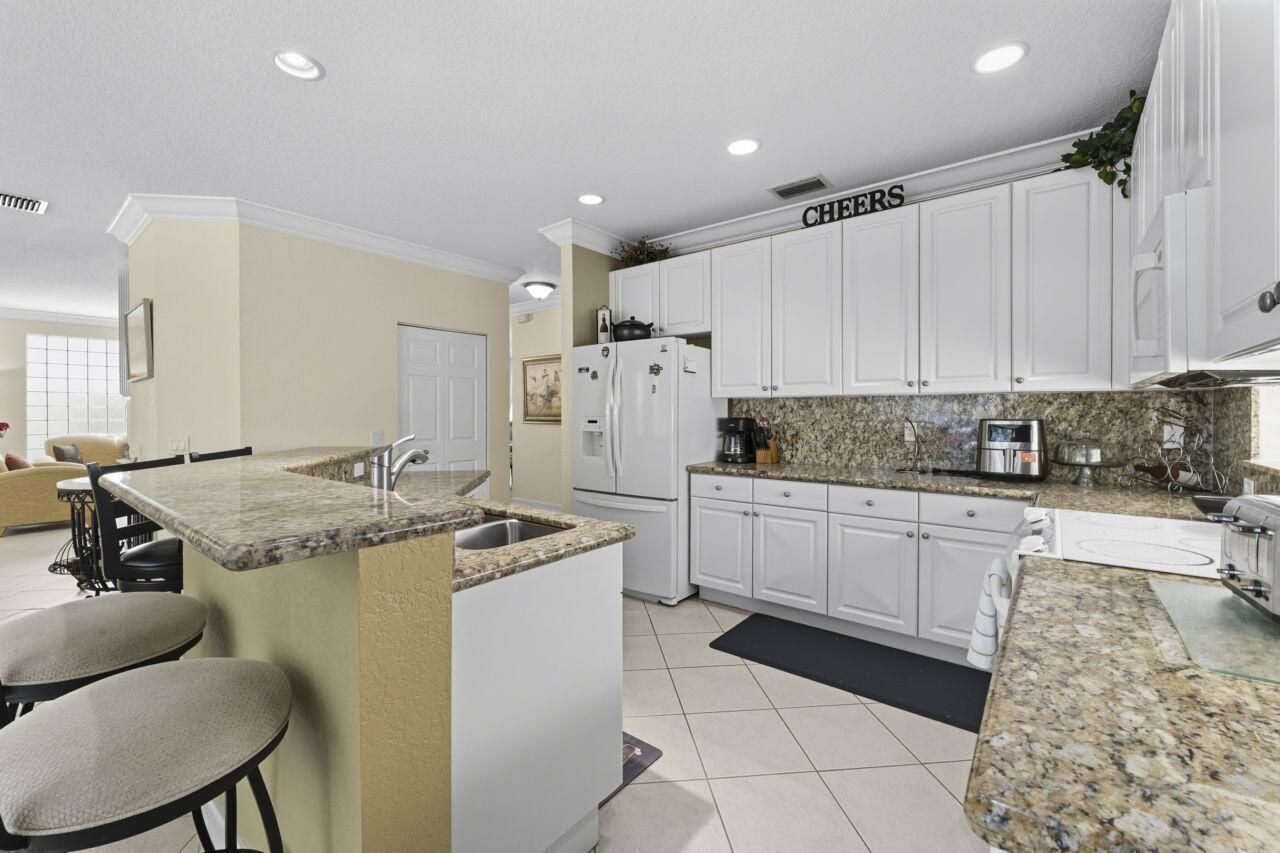 8492 Breezy Oak Way, Boynton Beach, FL 33473 Photo
